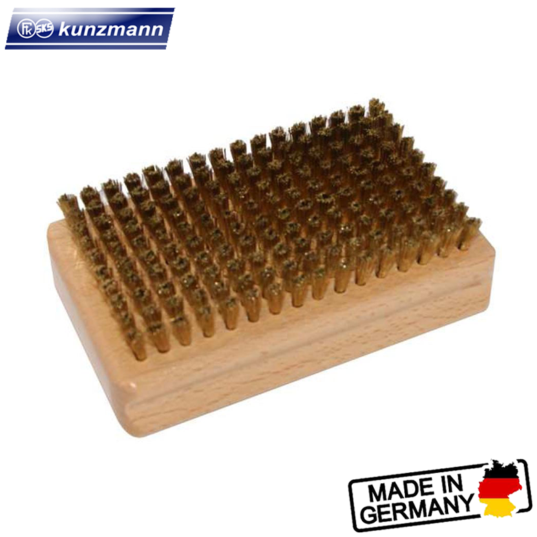 Speed brush, Brass